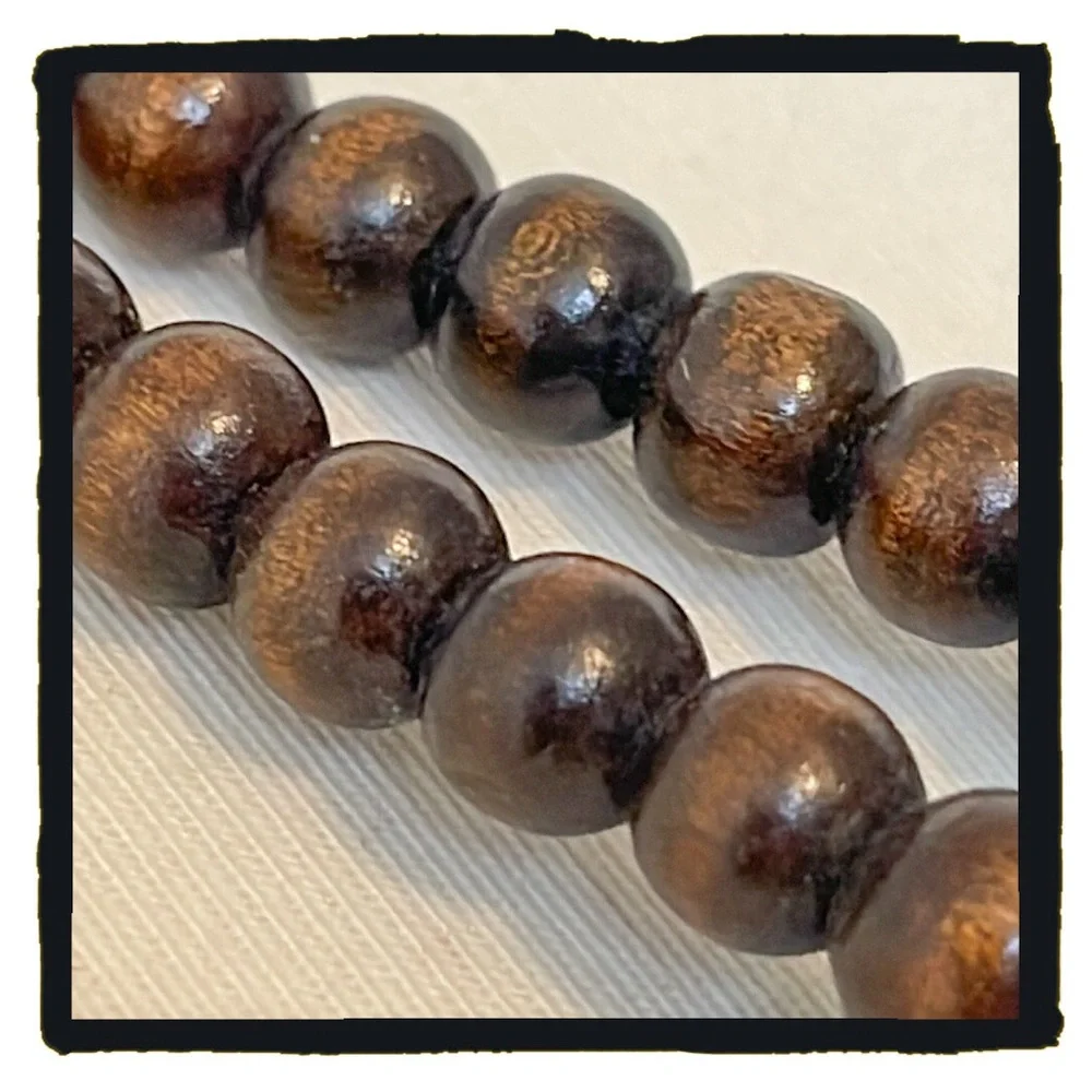 💕Beautiful Chunky Vintage Necklace Blue Beads & Brown Polished Wood Beads💕 - Picture 3 of 6